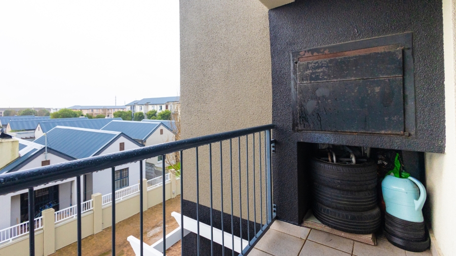 2 Bedroom Property for Sale in Buh Rein Estate Western Cape